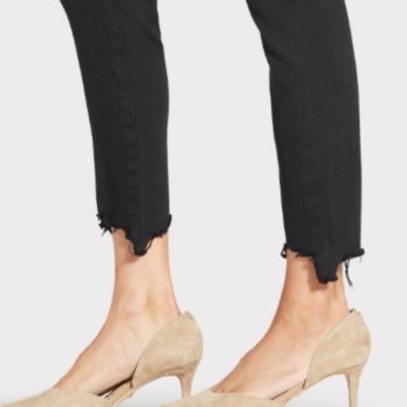 GOOD AMERICAN GOOD WAIST CROP CHEWED HEM BLACK JEANS 0 BLACK073 - Picture 2 of 8